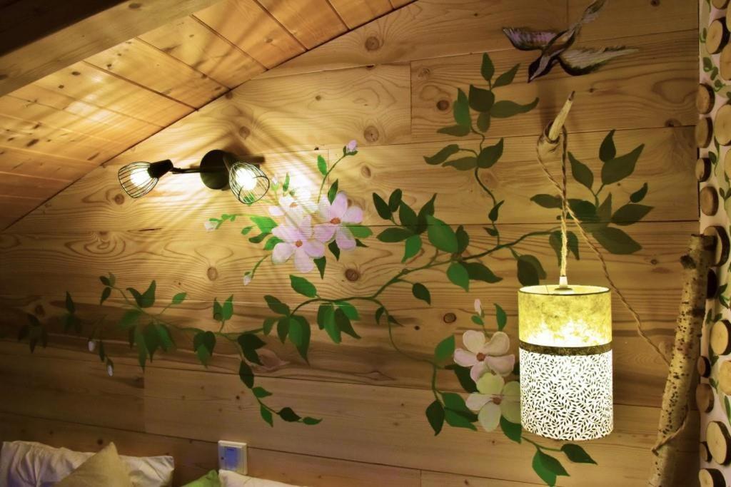 Au-Dela Des Nuages, Maison D'Hotes Insolite & Spa Aubessagne المظهر الخارجي الصورة